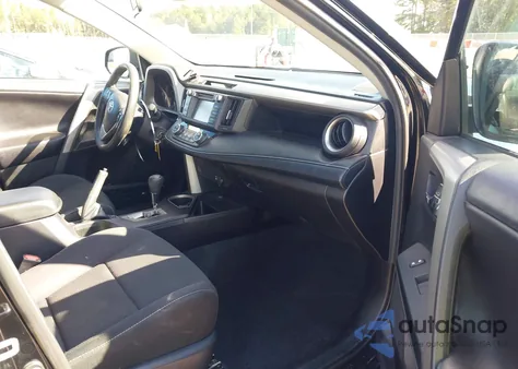 2018 Toyota Rav4 Xle из США, поврежденный, VIN 2T3RFREV2JW802559